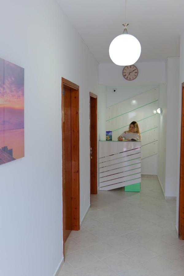 Saranda Inn Rooms & Apartments Kültér fotó