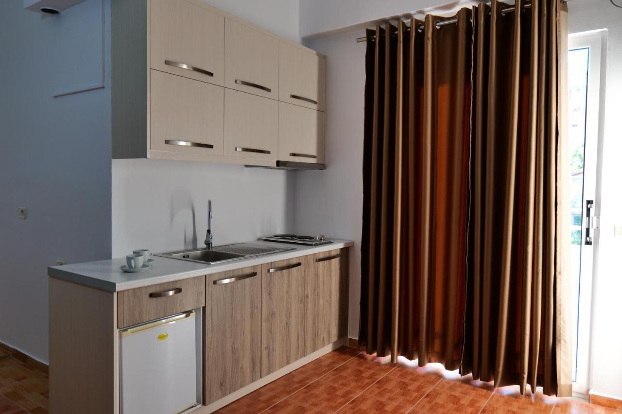 Saranda Inn Rooms & Apartments Kültér fotó
