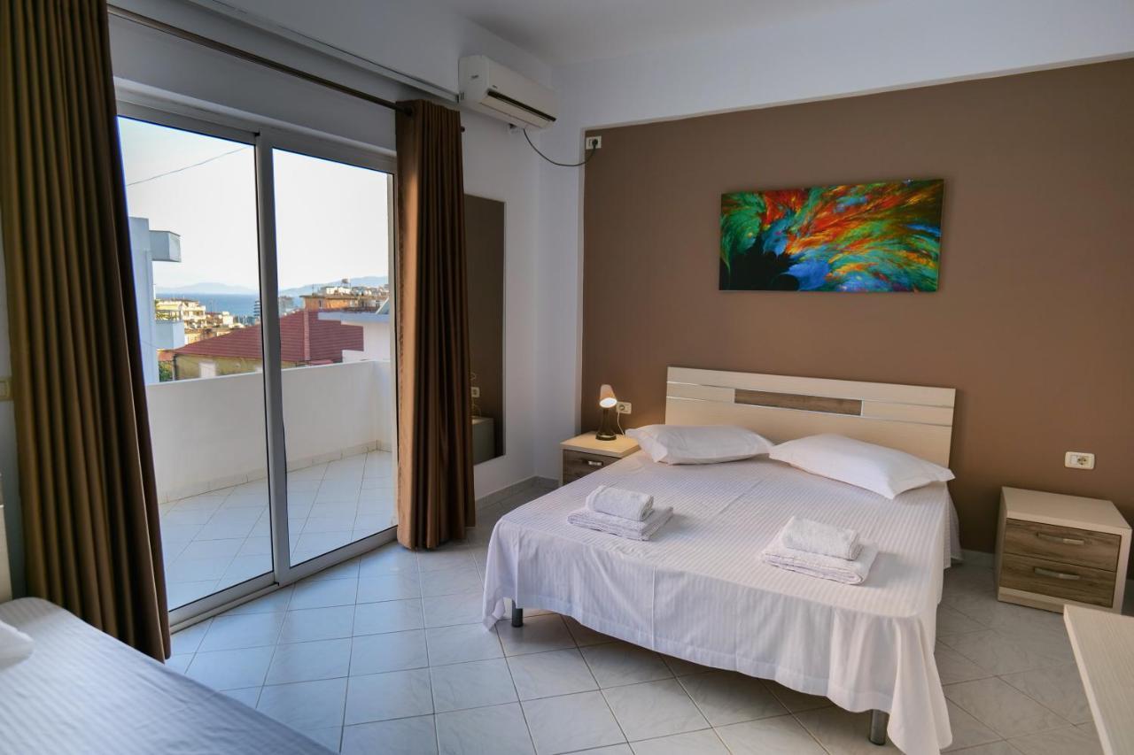 Saranda Inn Rooms & Apartments Kültér fotó